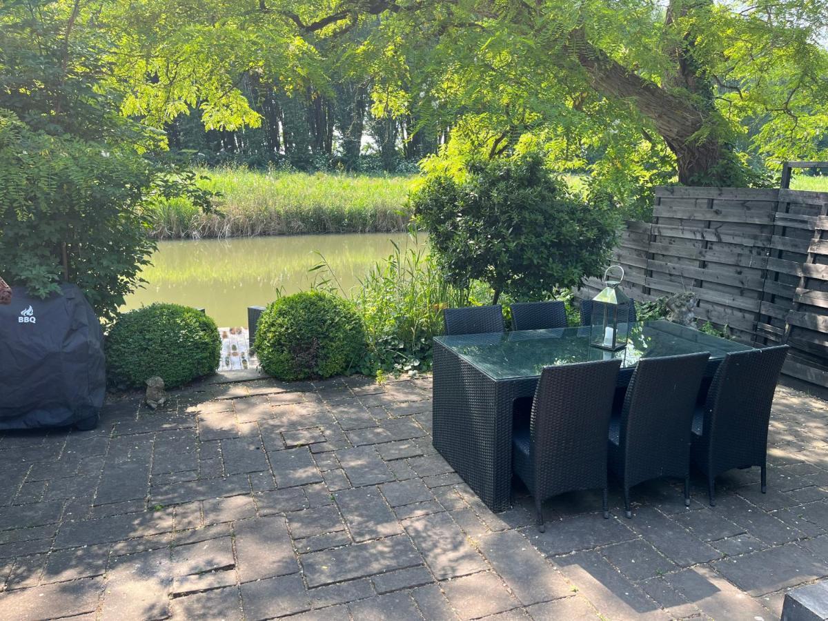 Villa domaine de la bergerie à Zuid-Beijerland Extérieur photo
